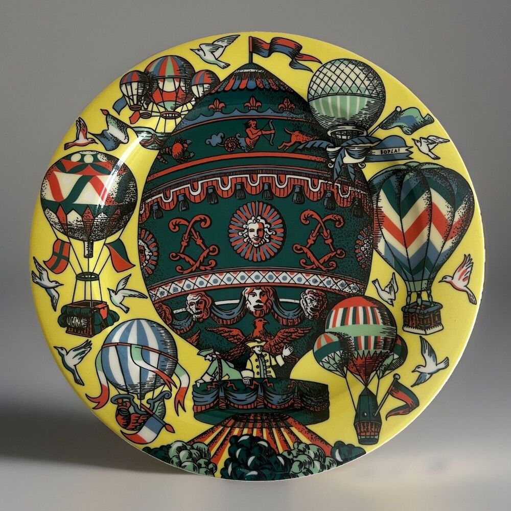 Bopla! Voyage Mongolfiere Hot Air Balloons Yellow Dinner Plate 10.75” Vintage
